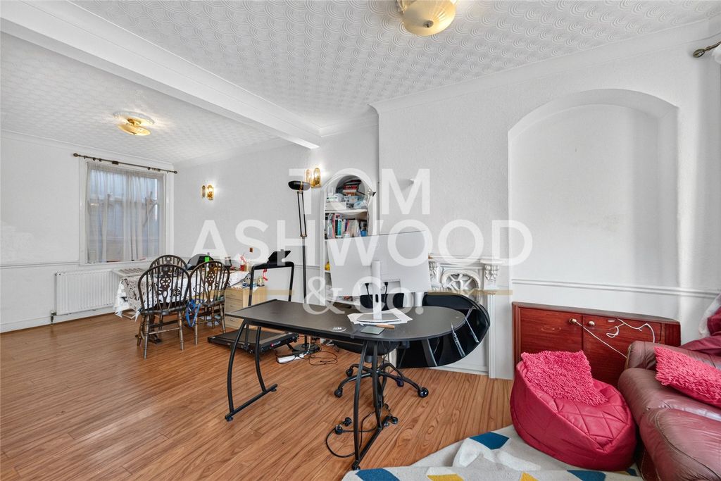Property photo 3 of 12 Picture No. 17