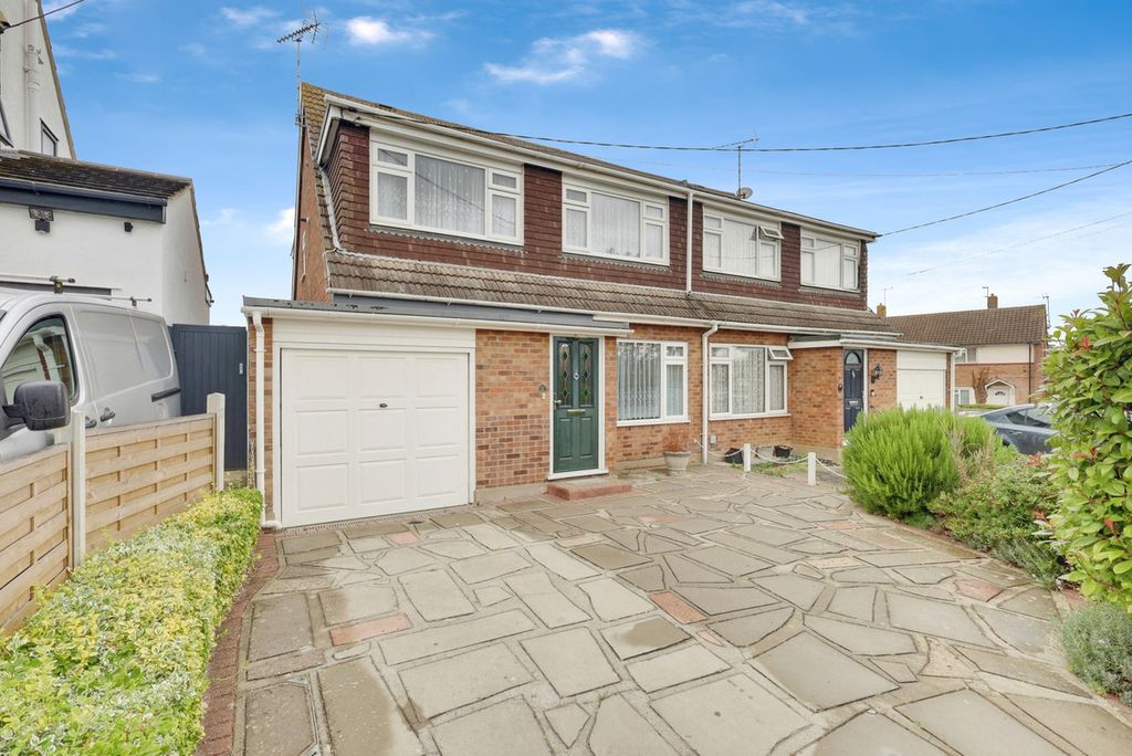 Property photo 1 of 28
