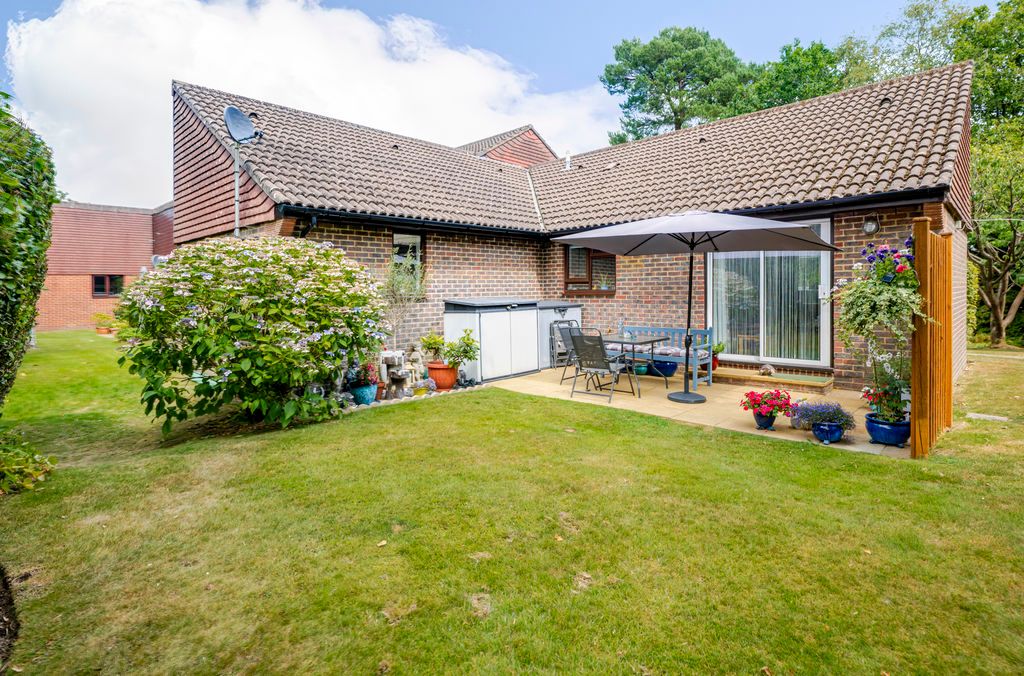Property photo 3 of 19 Photo 15