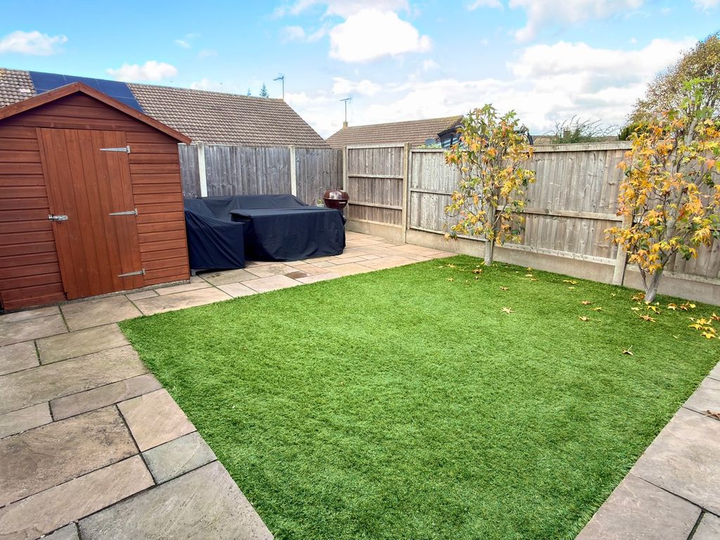 Property photo 2 of 12