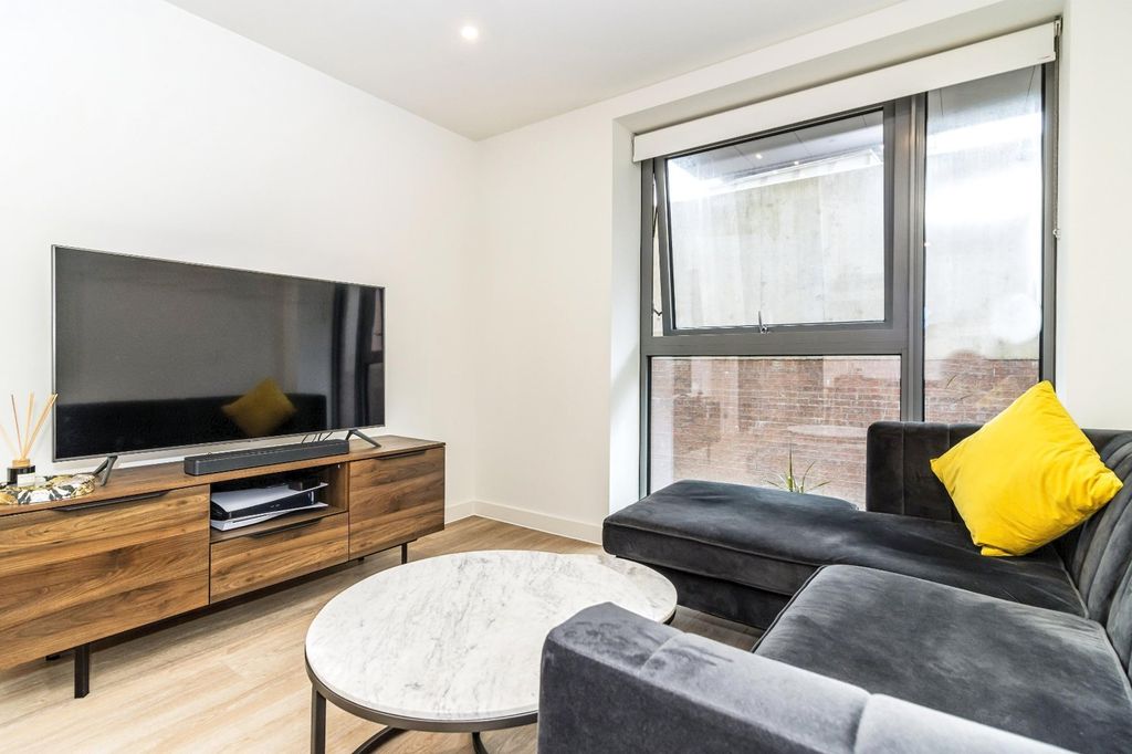 Property photo 2 of 8 Picture No. 03