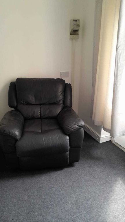 Property photo 3 of 3