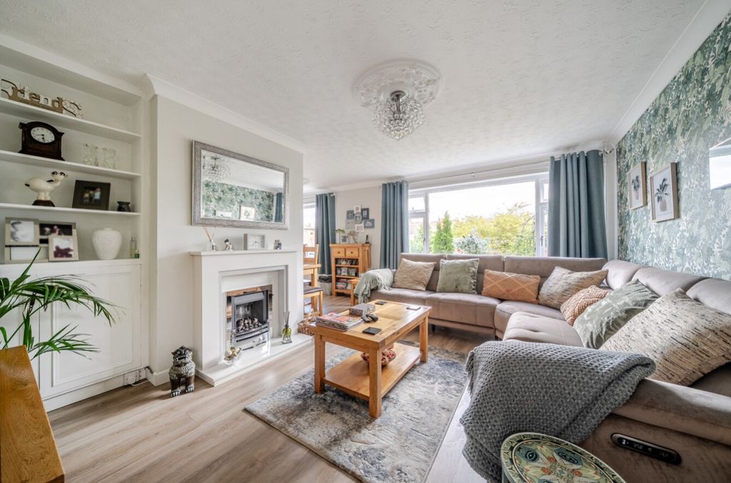 Property photo 2 of 23 1498128-3-6A6239Fe66c7B