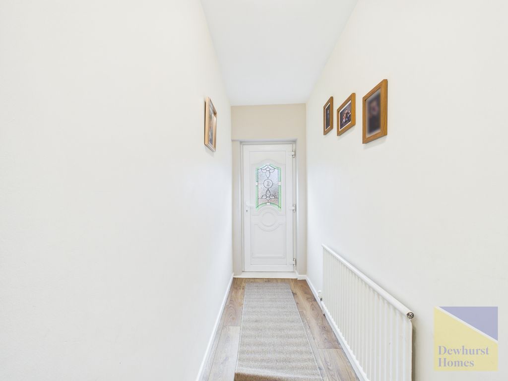 Property photo 2 of 32