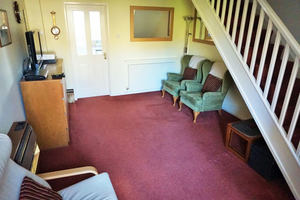 Property photo 3 of 13