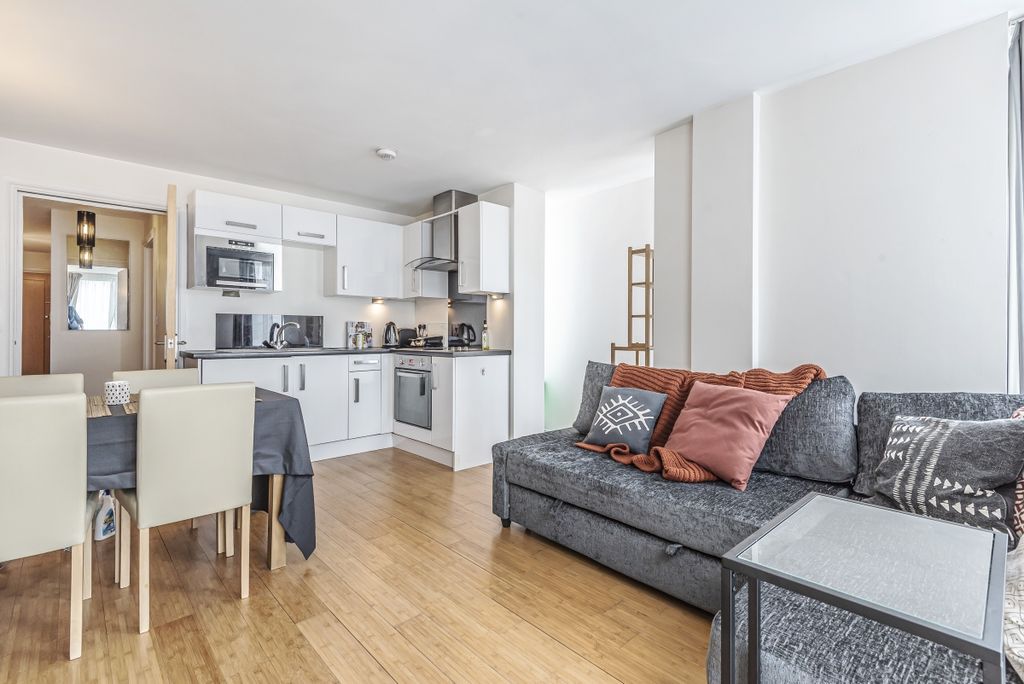 Property photo 1 of 7 489722 (1)