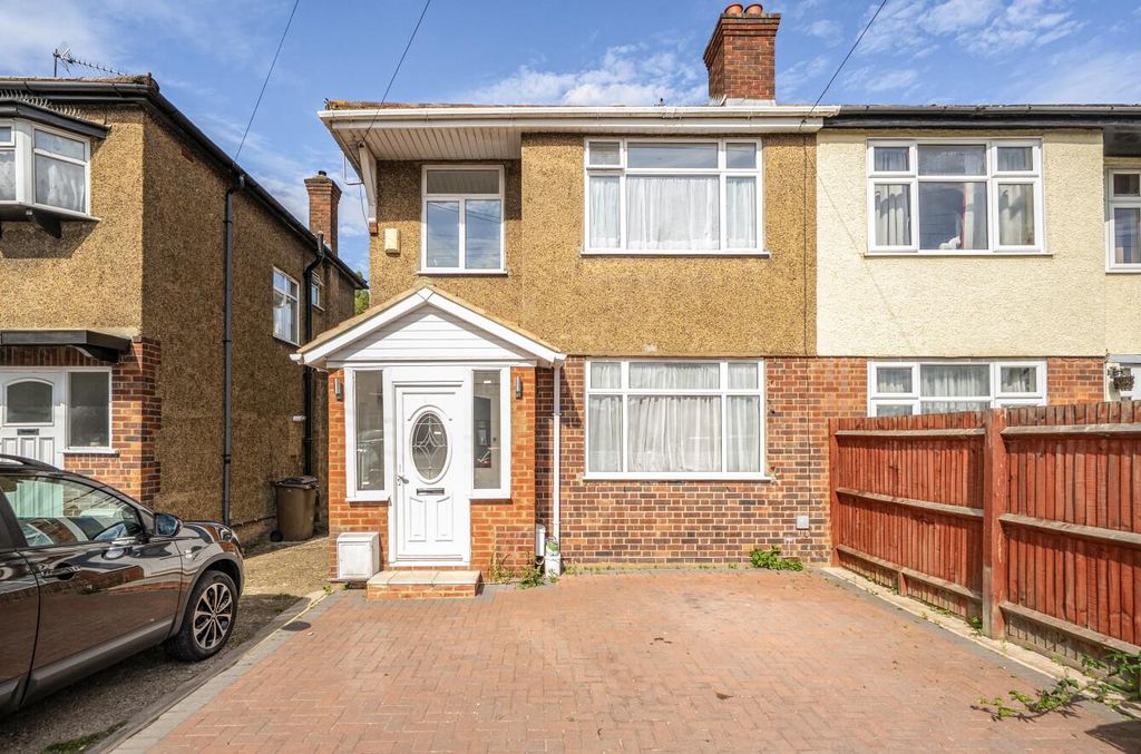 Property photo 1 of 11 Davidson Frost-Wellings, Dfw, Uppingham Avenue, St