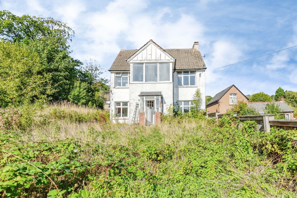 Property photo 1 of 16