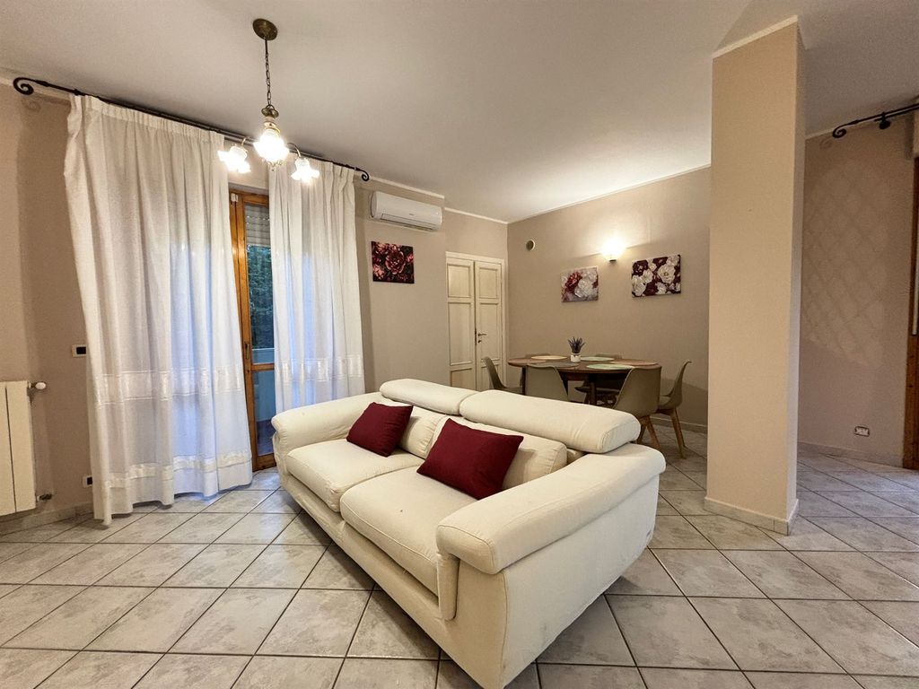 Property photo 1 of 13 Independent Furnished Apartment In A First-Floor Condominium