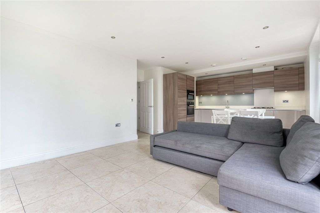 Property photo 3 of 18 Picture No. 03
