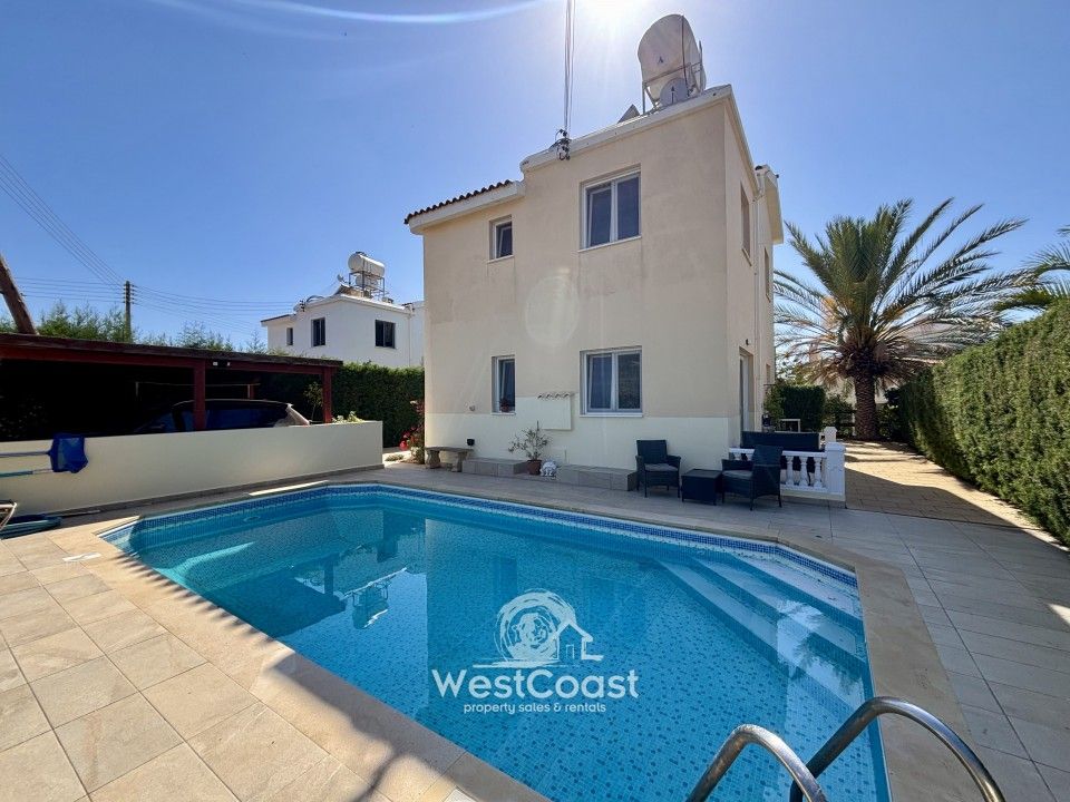 Property photo 1 of 35