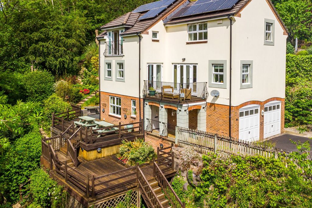 Additional image 42 of 5 bed detached house for saleSpeedwell Close, Bideford EX39