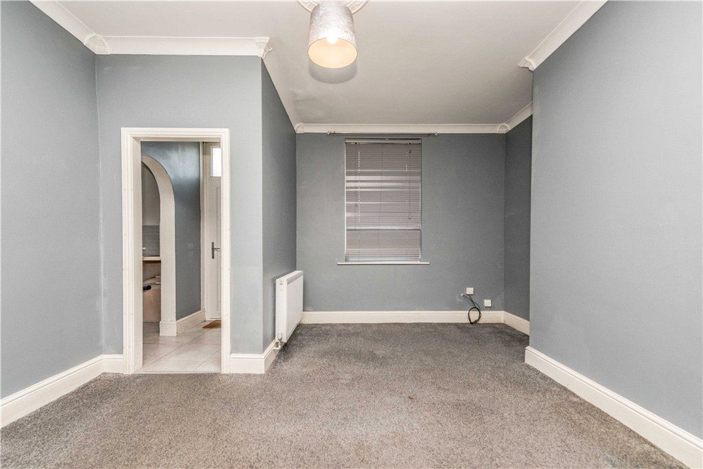 Property photo 3 of 18 Living Room