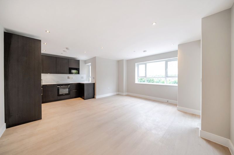 Property photo 3 of 15 Photo 10