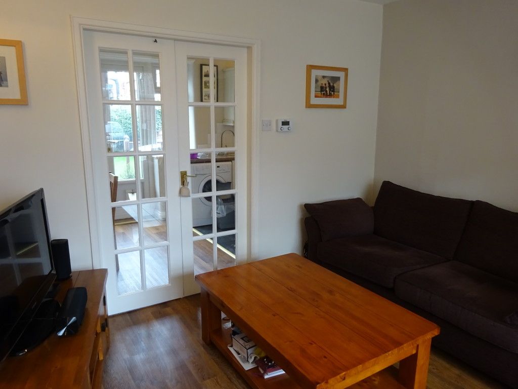 Property photo 3 of 11 Lounge Image 2