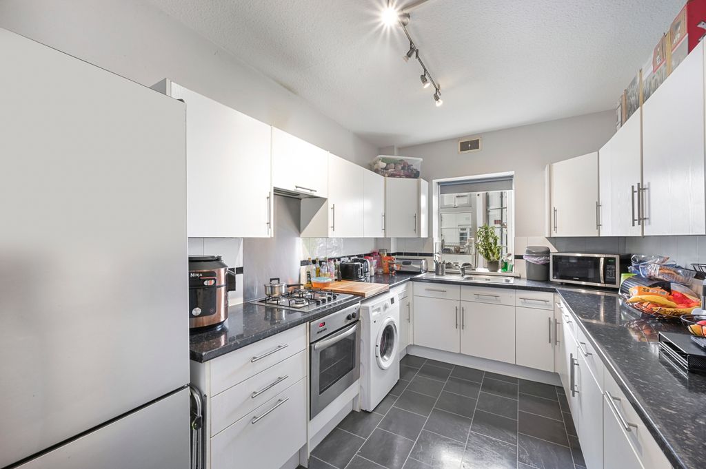 Property photo 1 of 12 Picture No. 09