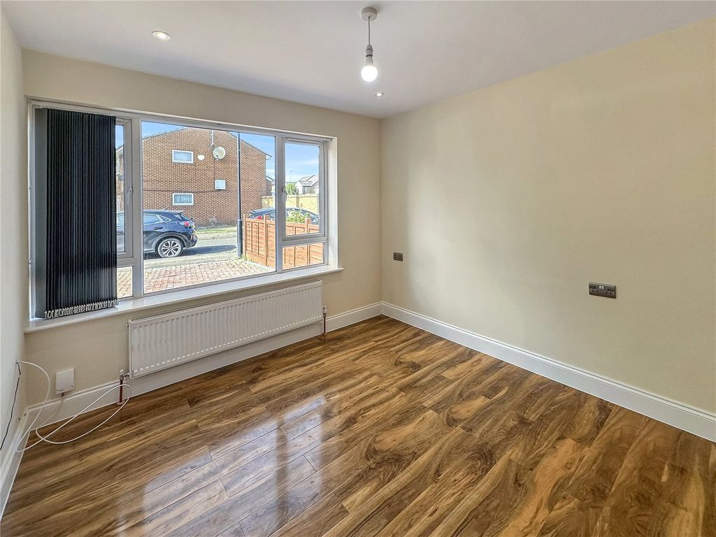 Property photo 2 of 10 Picture No. 02