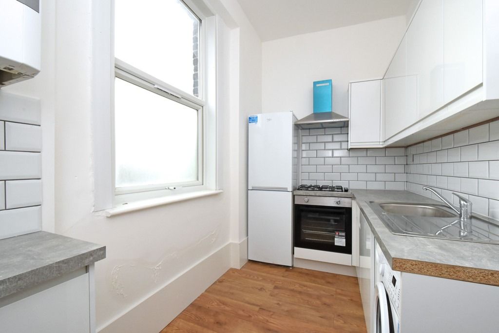 Property photo 2 of 6 5165581
