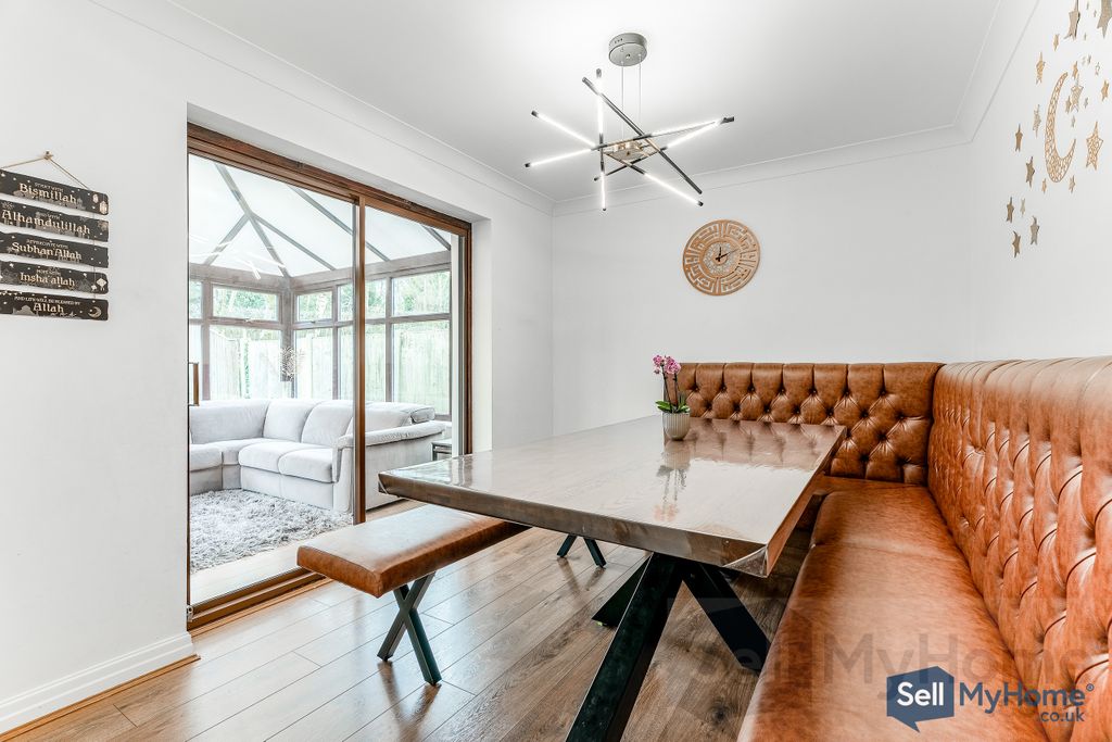 Property photo 3 of 20 7Victoriagardensbarrowfordnelsonbb96Dn--19