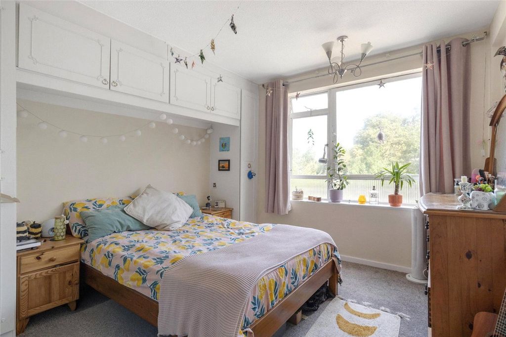 Property photo 3 of 18 Picture No. 40