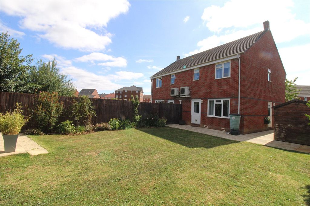 Property photo 2 of 17 Picture No. 06