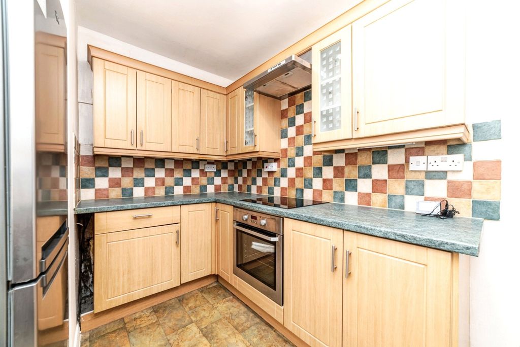 Property photo 2 of 19 Picture No. 02