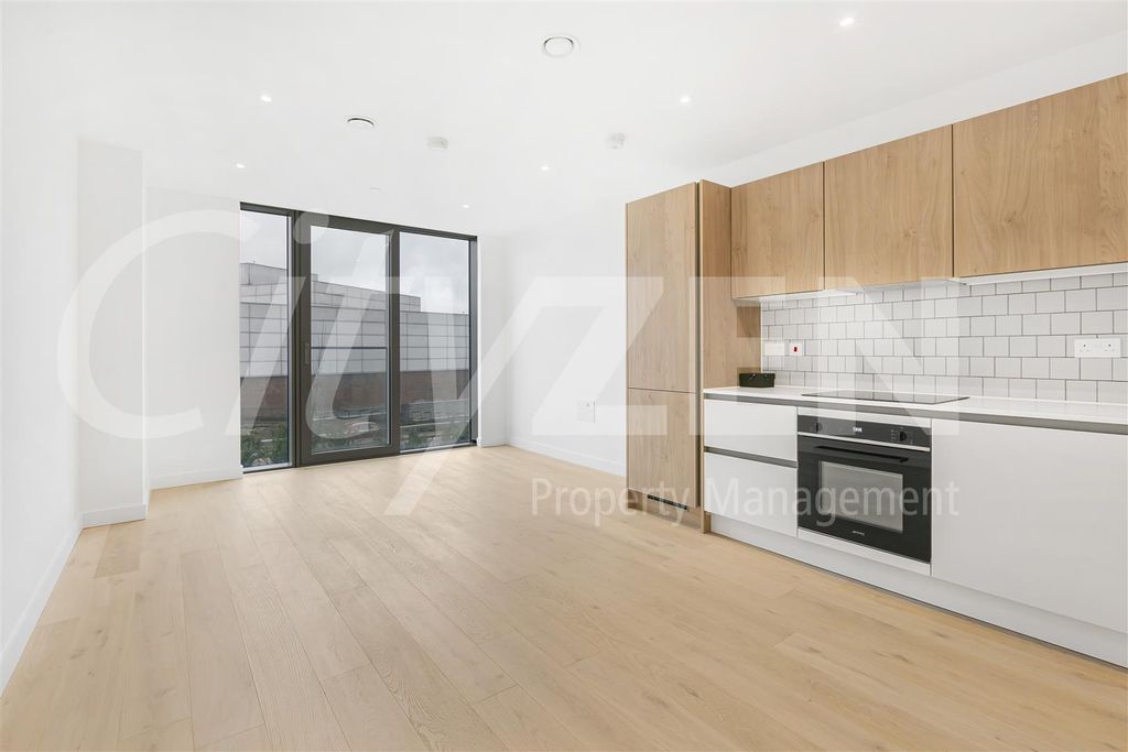 Property photo 1 of 33 Living Area