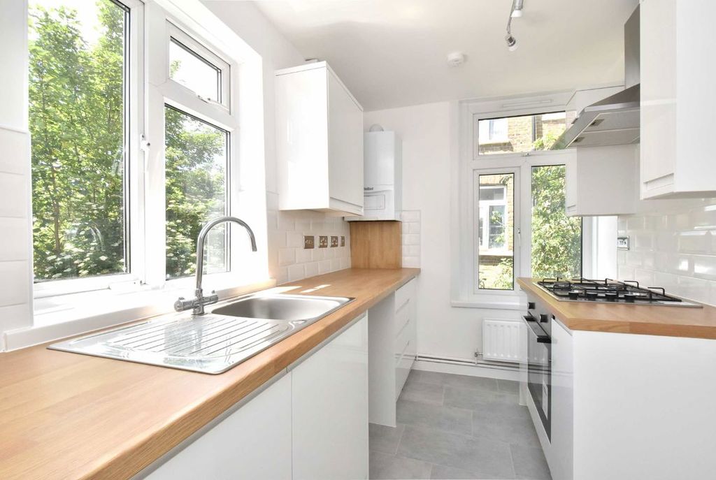 Property photo 3 of 3