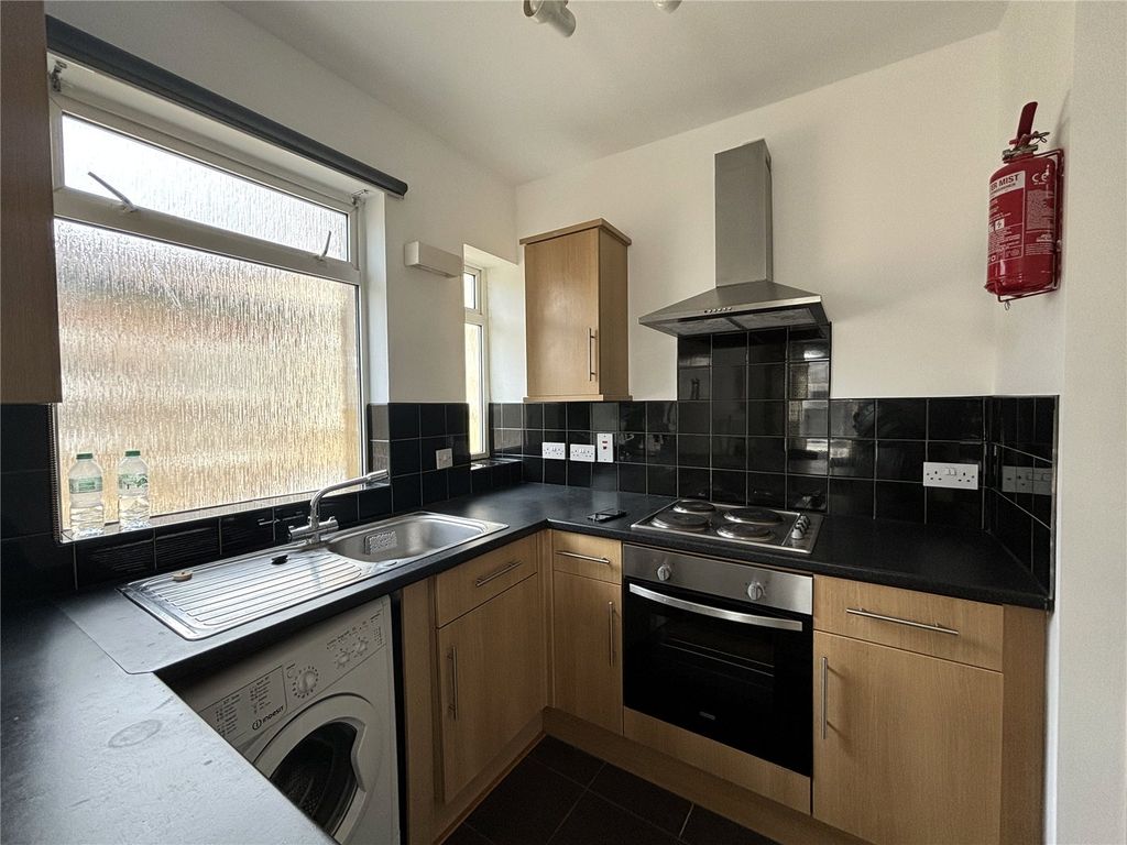 Property photo 2 of 6 Picture No. 05