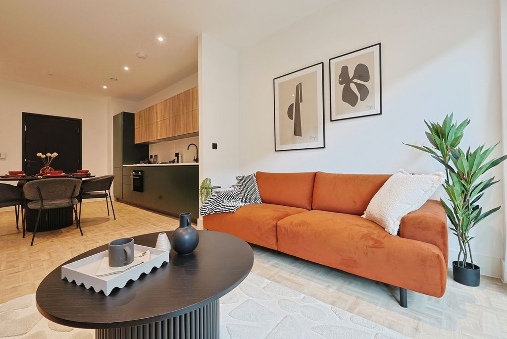 Property photo 1 of 21 Pbox-Img.Jpg