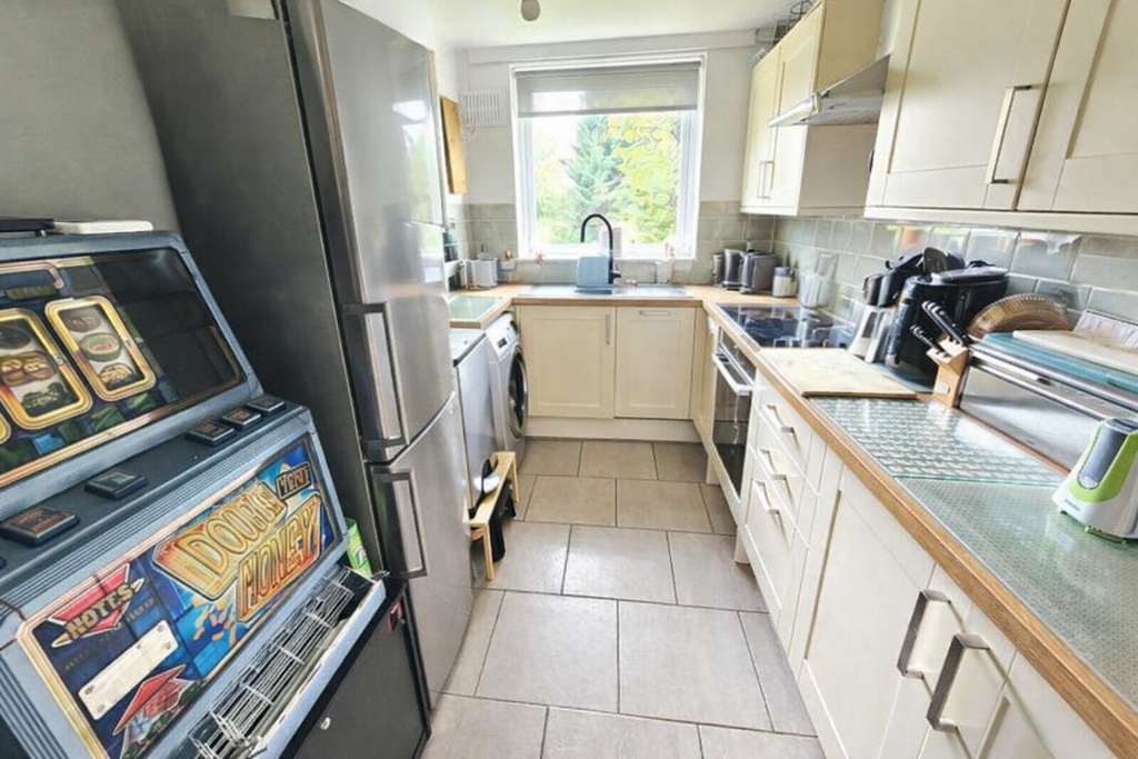 Property photo 3 of 7 Img655533Original