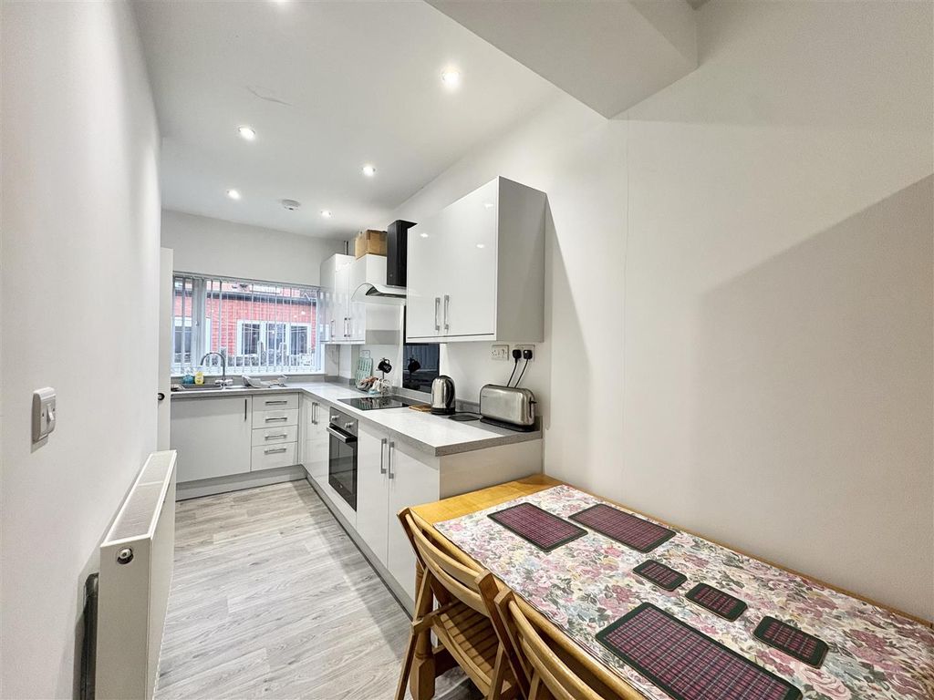 Property photo 1 of 10 Image00007.Jpeg