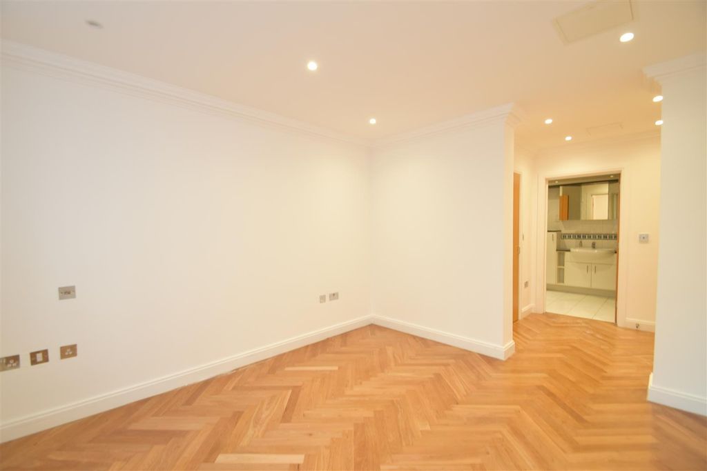 Additional image 6 of 2 bed flat for saleEastcote Road, Pinner HA5