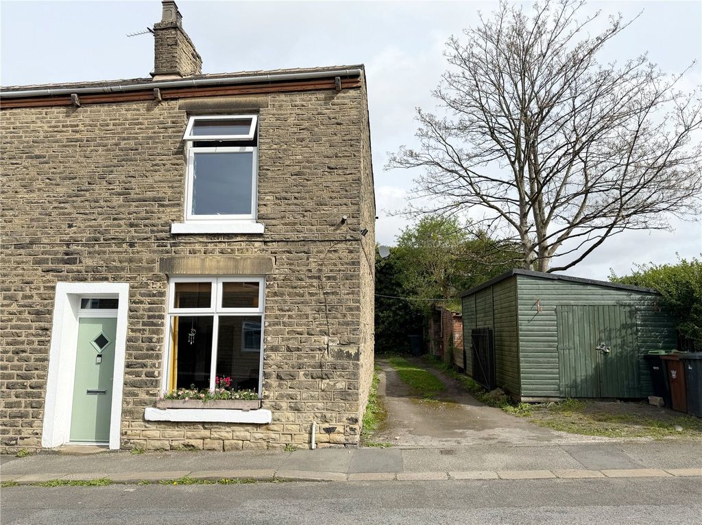 Property photo 1 of 18 Front