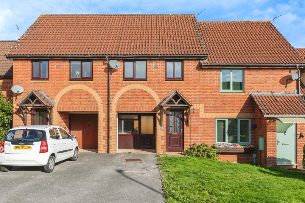 Property photo 1 of 15 Front