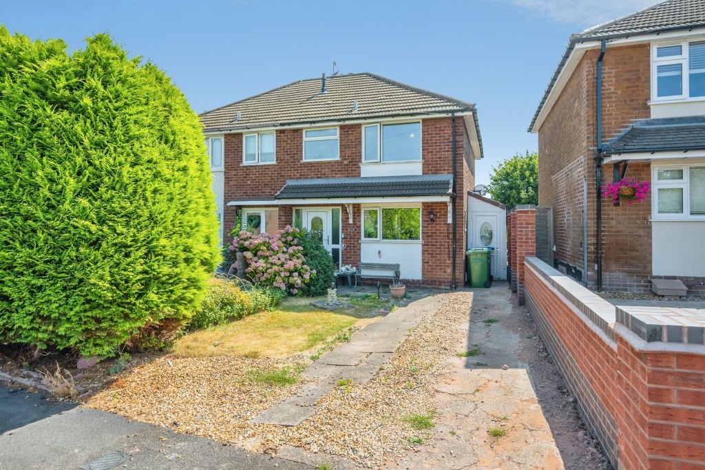 Property photo 1 of 18