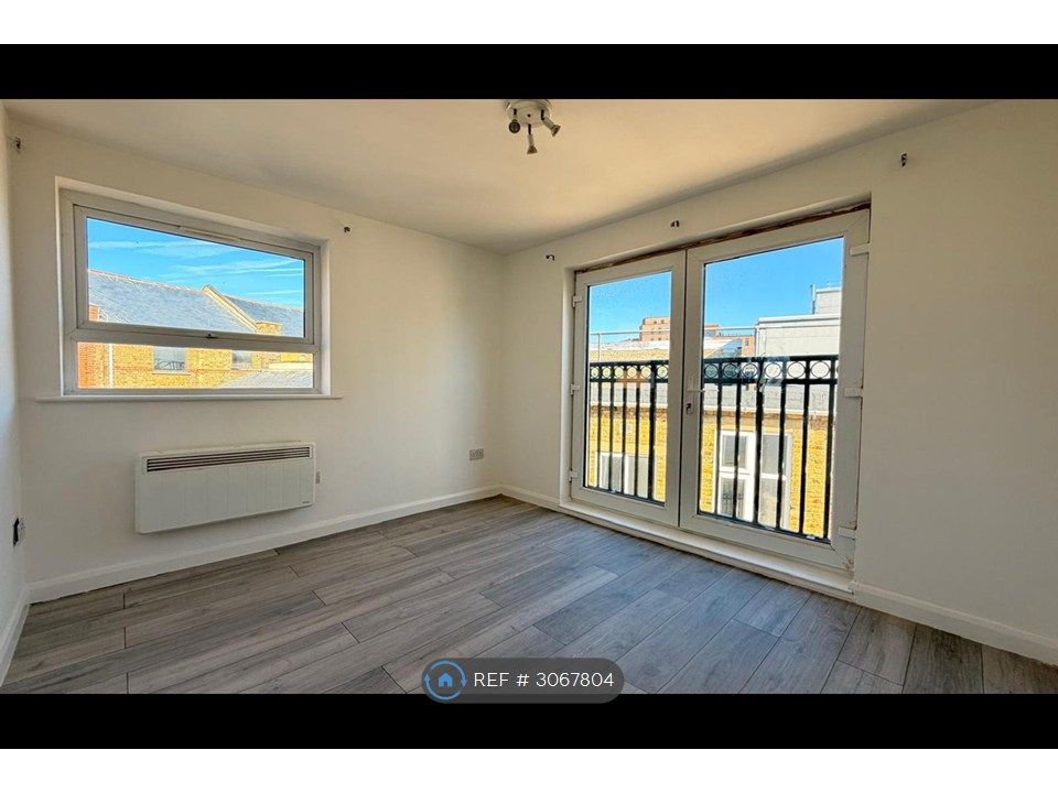 Property photo 3 of 5