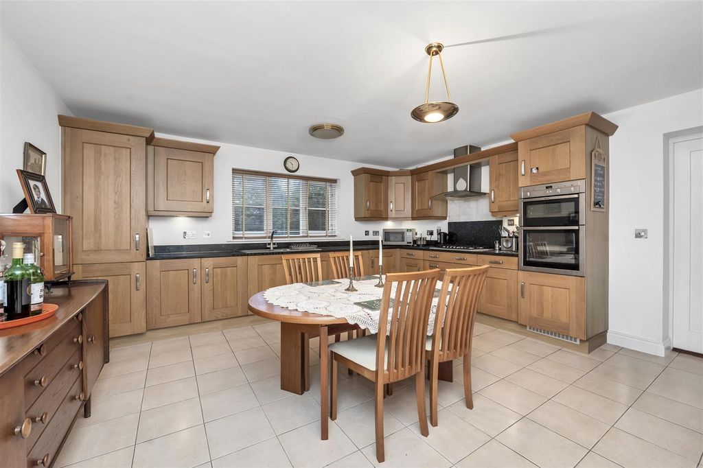 Property photo 2 of 16 Dcp_9349-2.Jpg