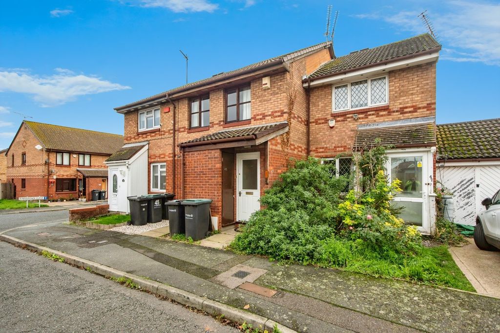 Property photo 1 of 12