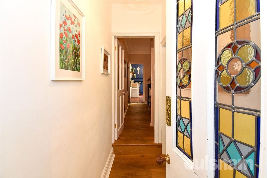 Property photo 2 of 30 Picture No. 04