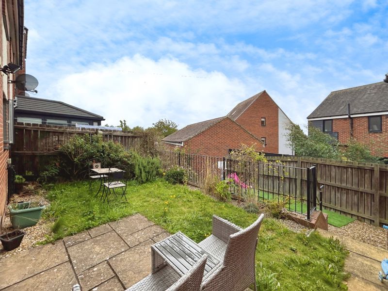 Property photo 2 of 11 Photo 7