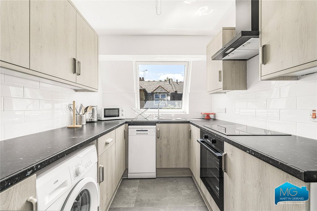 Property photo 1 of 10 Picture No. 26