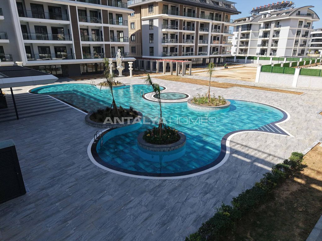 Property photo 1 of 27