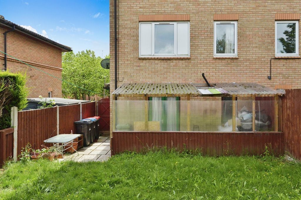 Property photo 2 of 14