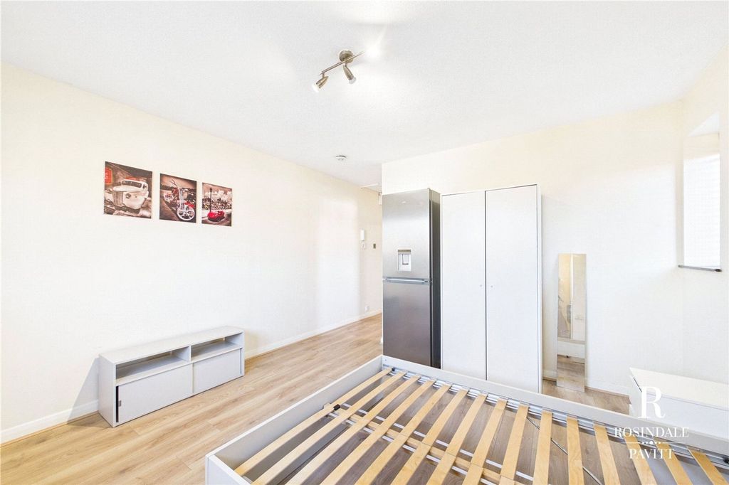 Property photo 3 of 12 Picture No. 07