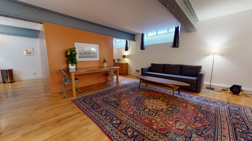 Property photo 1 of 4