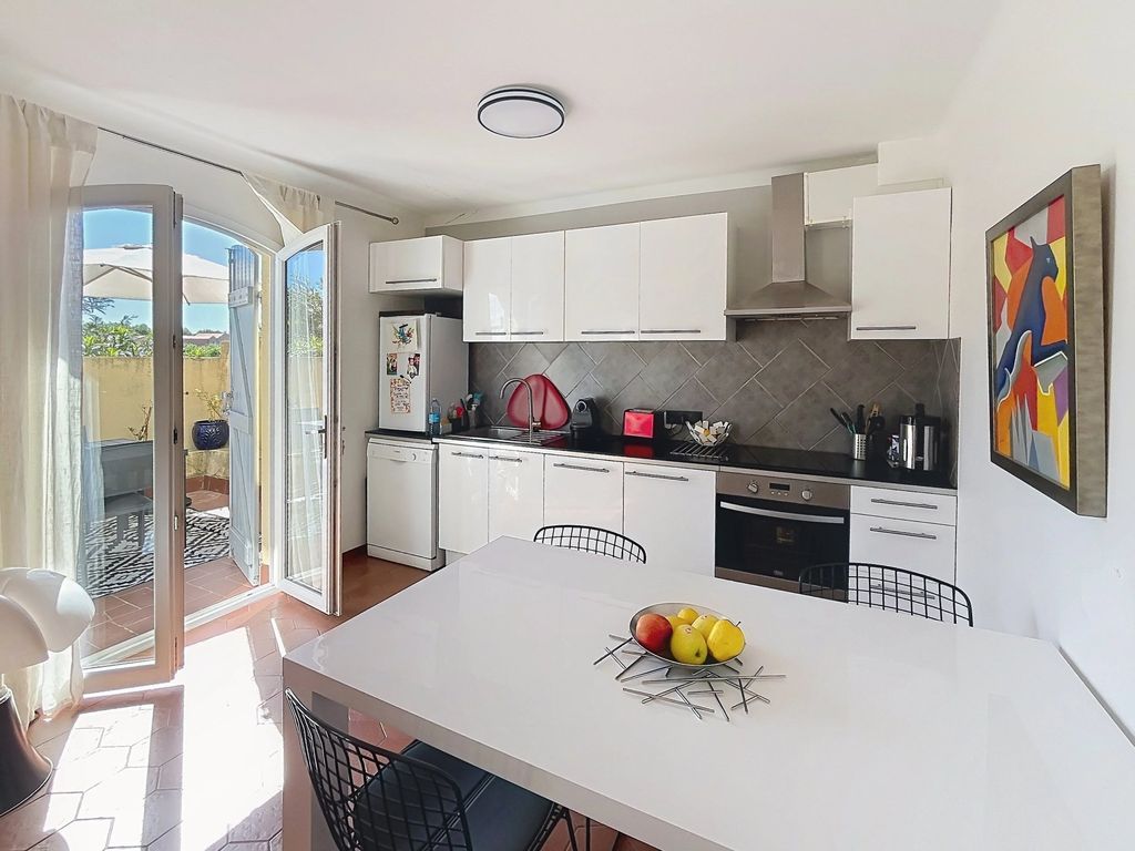 Property photo 2 of 12 A37693Fab407Dcd57859350626Ffbd1E_E949F558A0_3344-Big