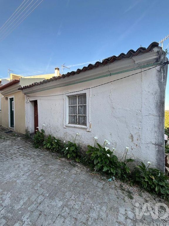 Property photo 1 of 27