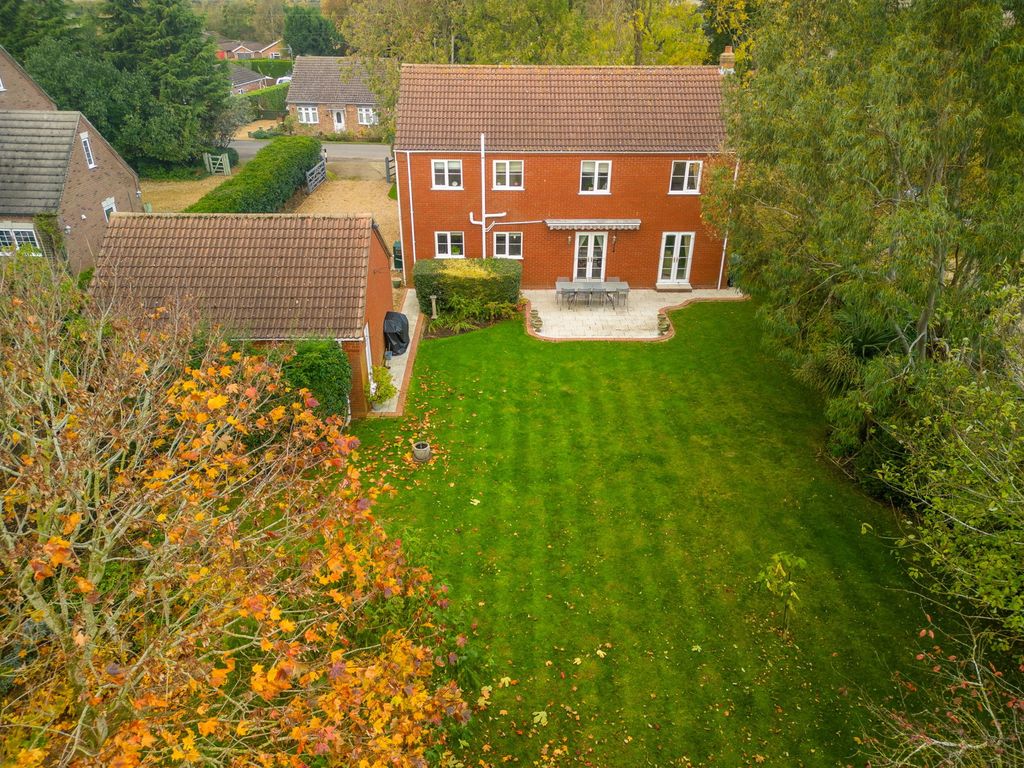 Property photo 1 of 39