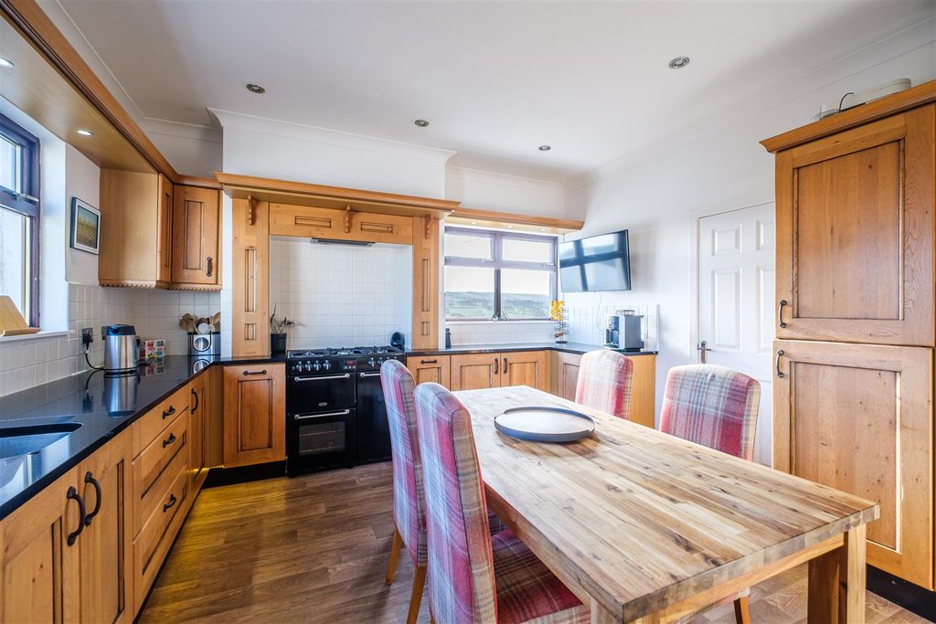 Property photo 2 of 29 Tweedieside Cottage-30.Jpg